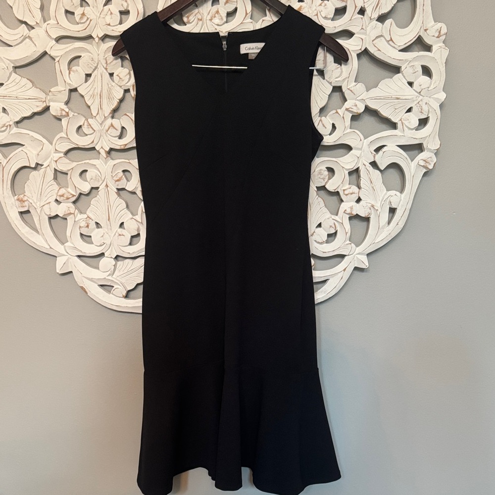 Calvin Klein Black Sleeveless Midi Fit-and-Flare Dress